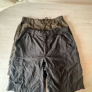 The North Face Men's Charcoal and Olive Cargo Shorts